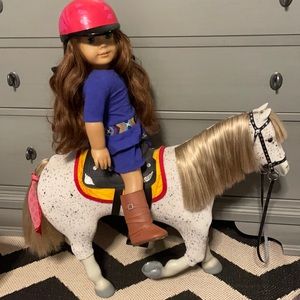 Saige AG doll with Accessories + horse!